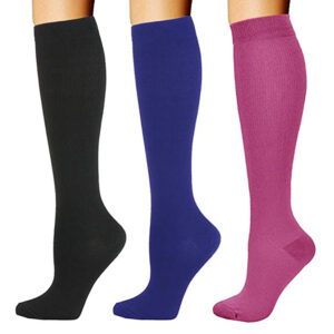 How Should Clinics Source Compression Socks for Nurse Uniform Programs_
